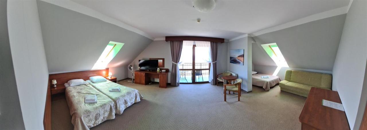 Dw Airen Hotel Тженсач Екстериор снимка